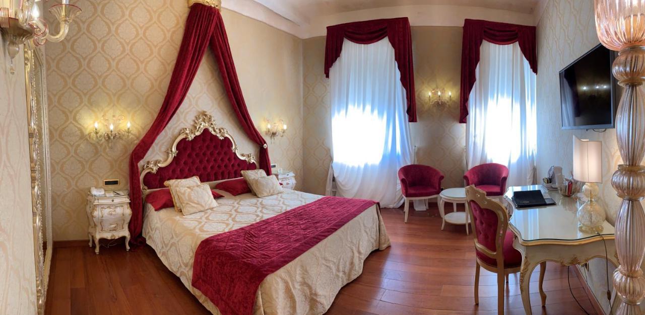 Savoia & Jolanda Hotel Venice Exterior photo