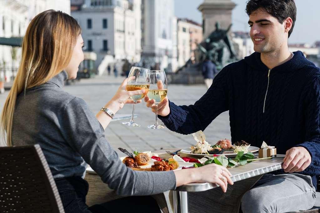 Savoia & Jolanda Hotel Venice Restaurant photo