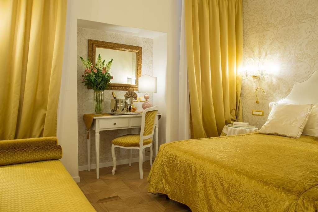 Savoia & Jolanda Hotel Venice Room photo